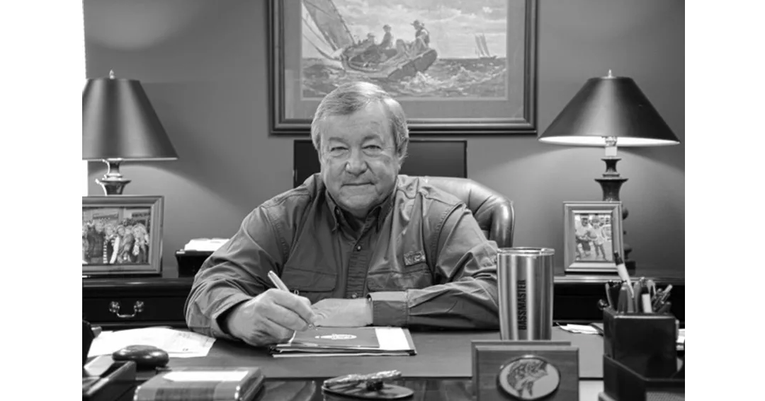 Legendary Boat Racer and Caymas Boats Founder, Earl Bentz